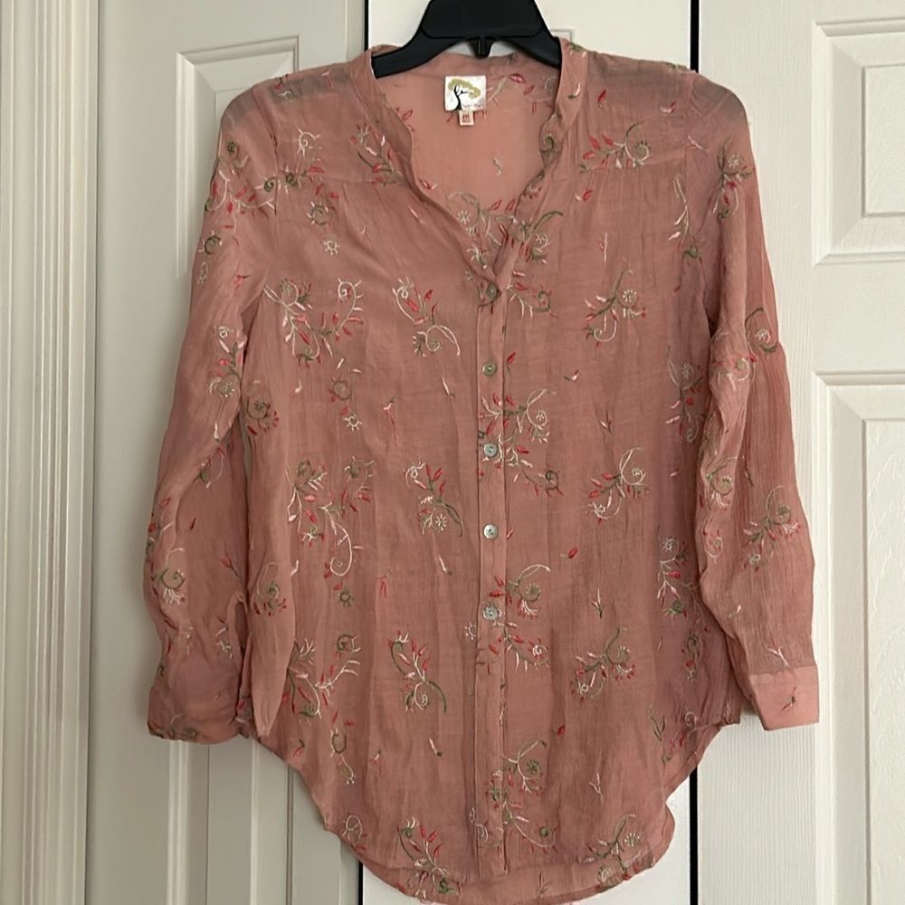 fig and flower Dusty Rose Embroidered Tunic Top